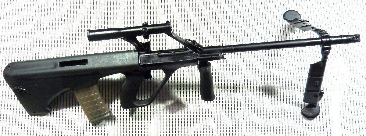 Steyr AUG - STEYR AUG 2